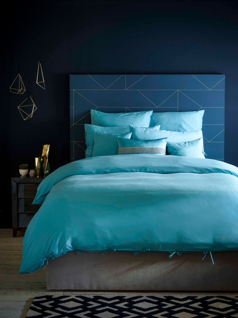 Fiesta Turquoise silk bed linen homify Klasyczna sypialnia Jedwab Żółty Tekstylia