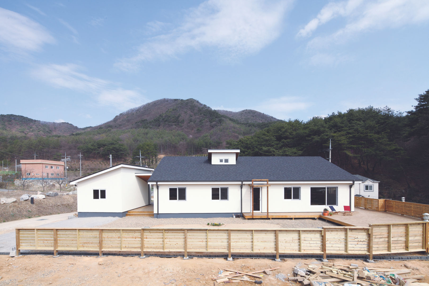 Scandihaus, 춘건축 춘건축 Casas modernas