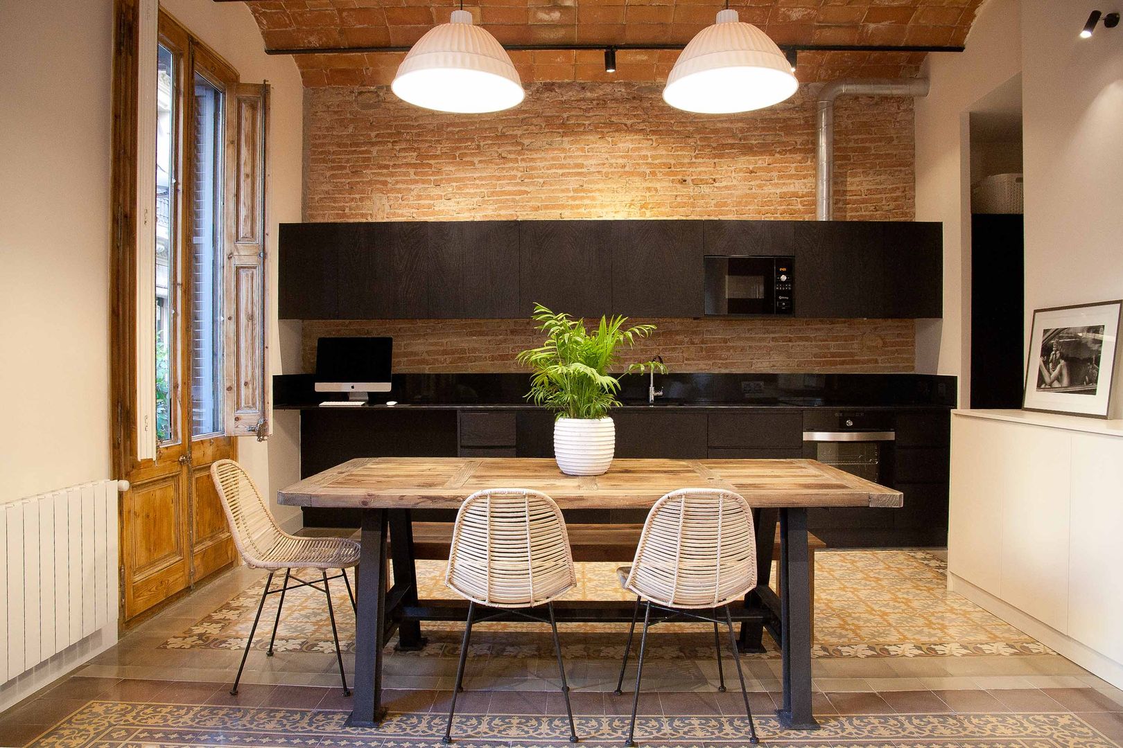 Cocina. Kitchen. Black kitchen. Open concept. Brick Serveis d'Interiorisme S.L. Cocinas modernas