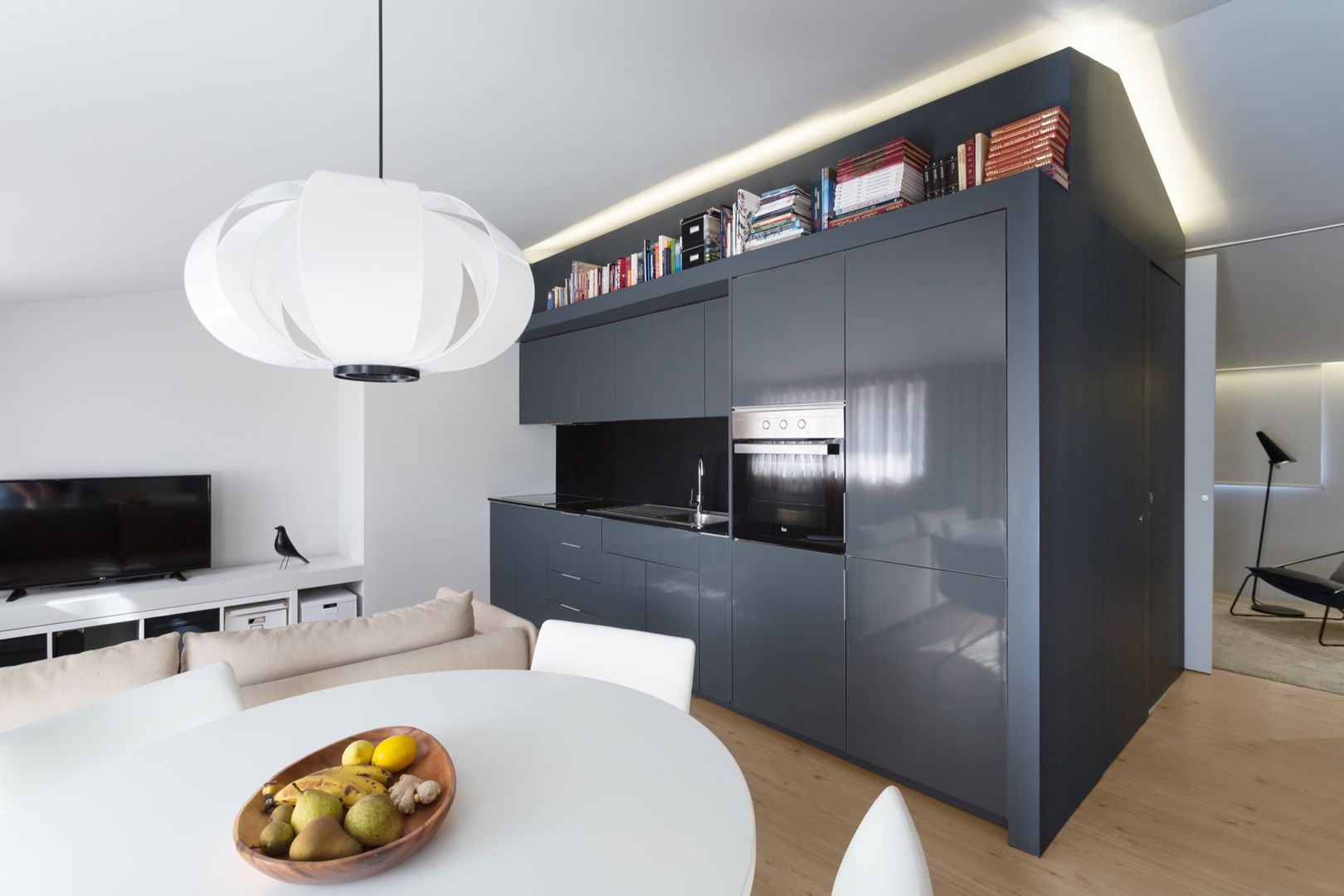 SS Apartment, PAULO MARTINS ARQ&DESIGN PAULO MARTINS ARQ&DESIGN Phòng khách phong cách tối giản