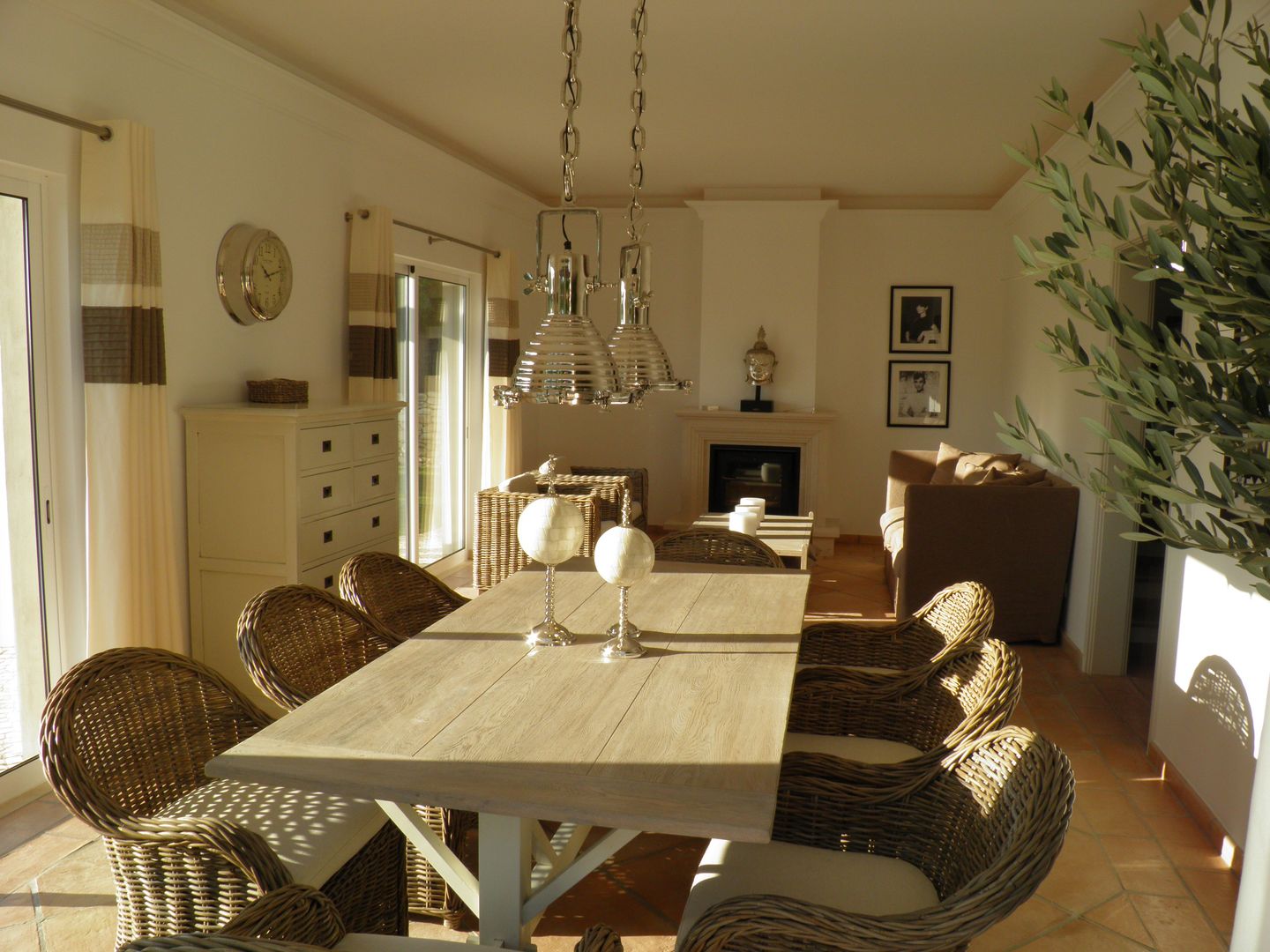 Villa Boliqueime, Pure Allure Interior Pure Allure Interior Rustic style dining room