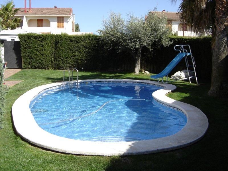 homify Piscina in stile mediterraneo