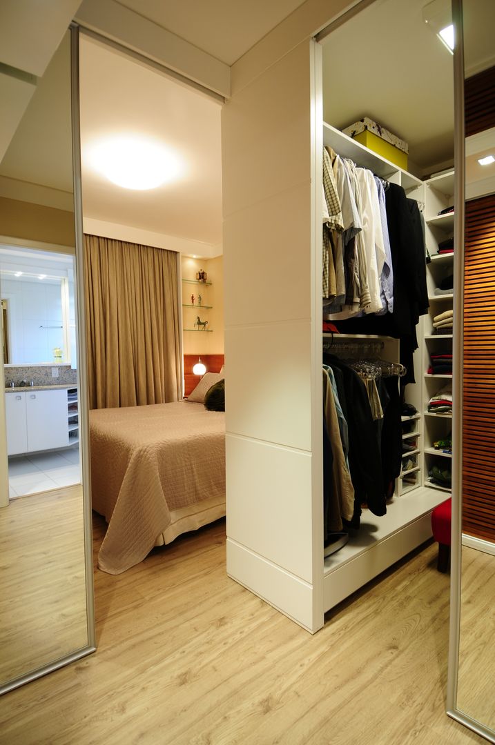 Apartamento Rio Branco., João Linck | Arquitetura João Linck | Arquitetura Modern style dressing rooms