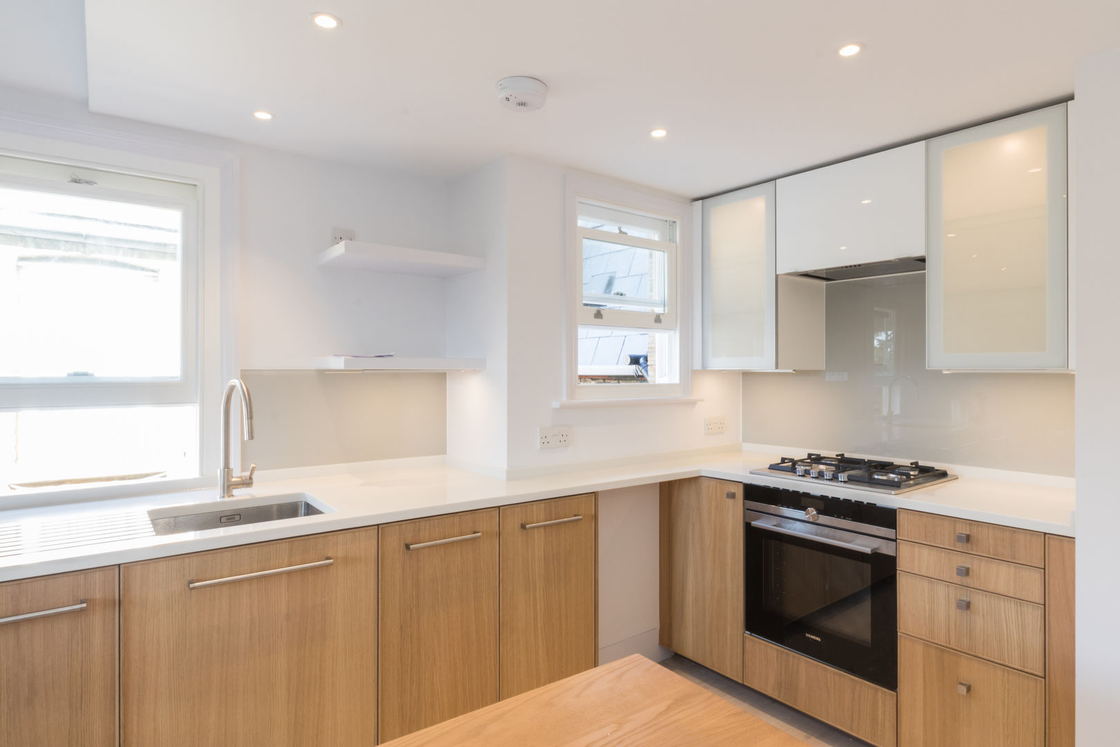 Modern flat – Loft Extension and Renovation, Fulham, SW6, TOTUS TOTUS Cocinas de estilo moderno