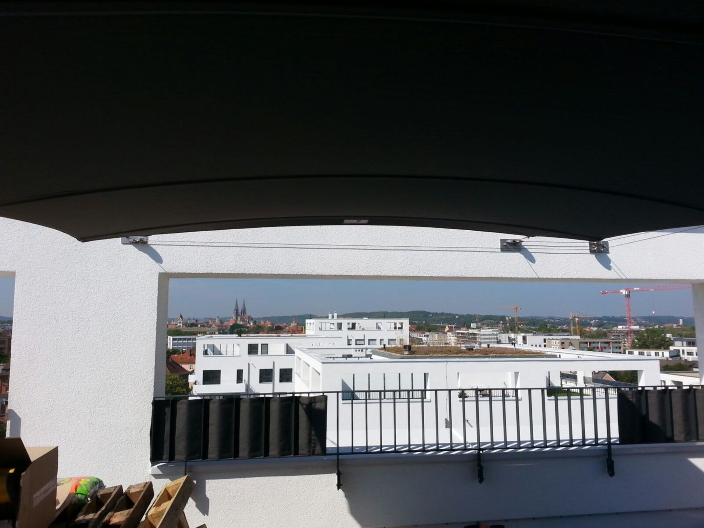c4sun Sonnensegel, derraumhoch3 derraumhoch3 Modern balcony, veranda & terrace
