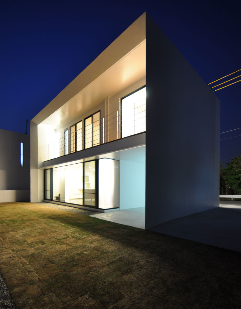 NKZT-HOUSE IN NANJO, 門一級建築士事務所 門一級建築士事務所 Casas modernas Concreto