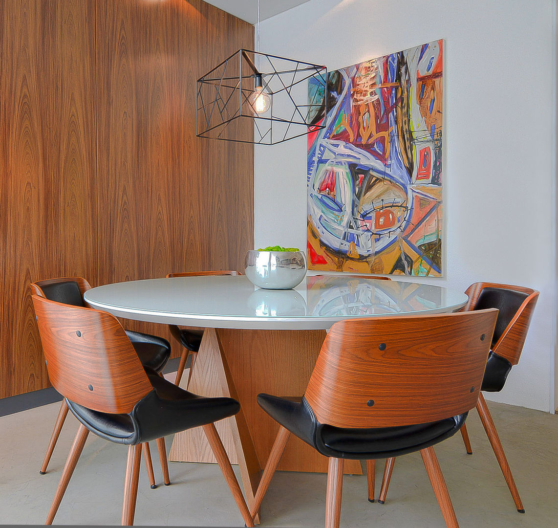 Showroom , Sgabello Interiores Sgabello Interiores Modern dining room Wood Wood effect Chairs & benches