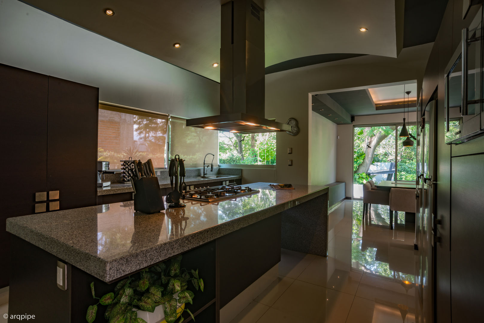 CASA PAROTA, LUIS GRACIA ARQUITECTURA + DISEÑO LUIS GRACIA ARQUITECTURA + DISEÑO Nhà bếp phong cách hiện đại Cục đá