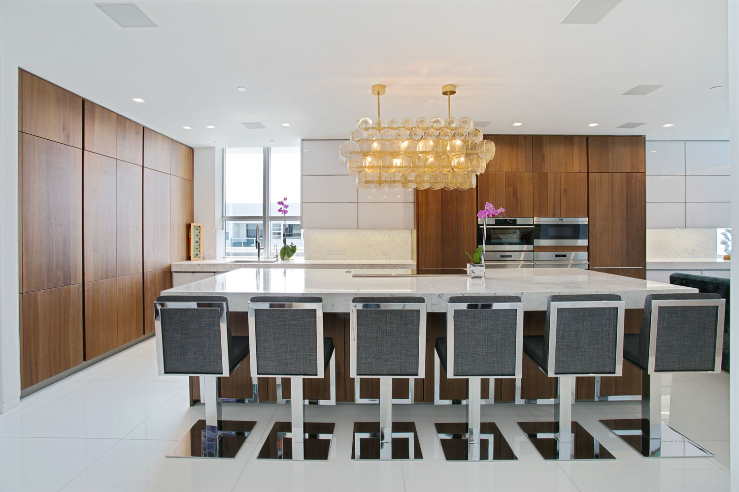 Collins Avenue Project Kitchen and Bathrooms, ALNO North America ALNO North America مطبخ