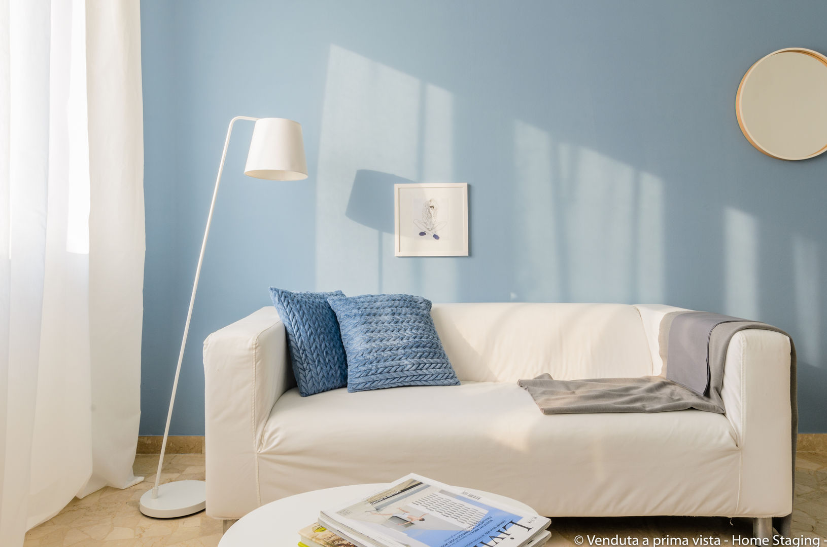 Home Staging Nordic-Retrò, Venduta a Prima Vista Venduta a Prima Vista غرفة المعيشة