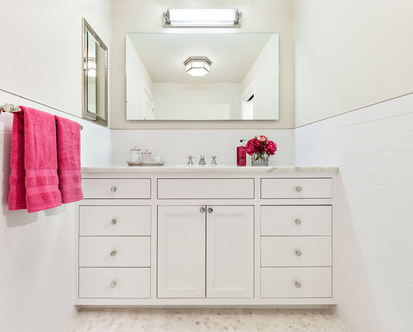 Hall Bath Clean Design Modern bathroom