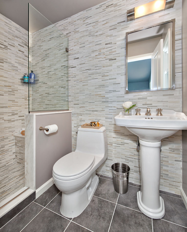 Hall Bath Clean Design Modern style bathrooms