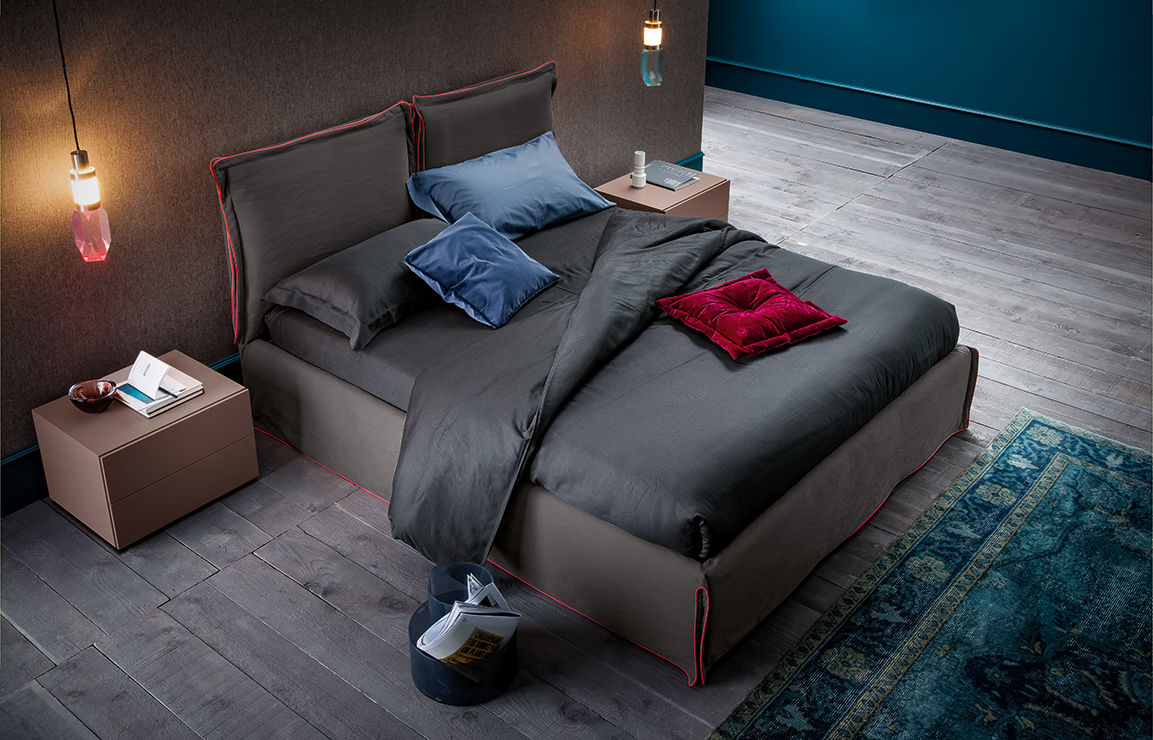 Free Dall'Agnese Modern style bedroom Beds & headboards