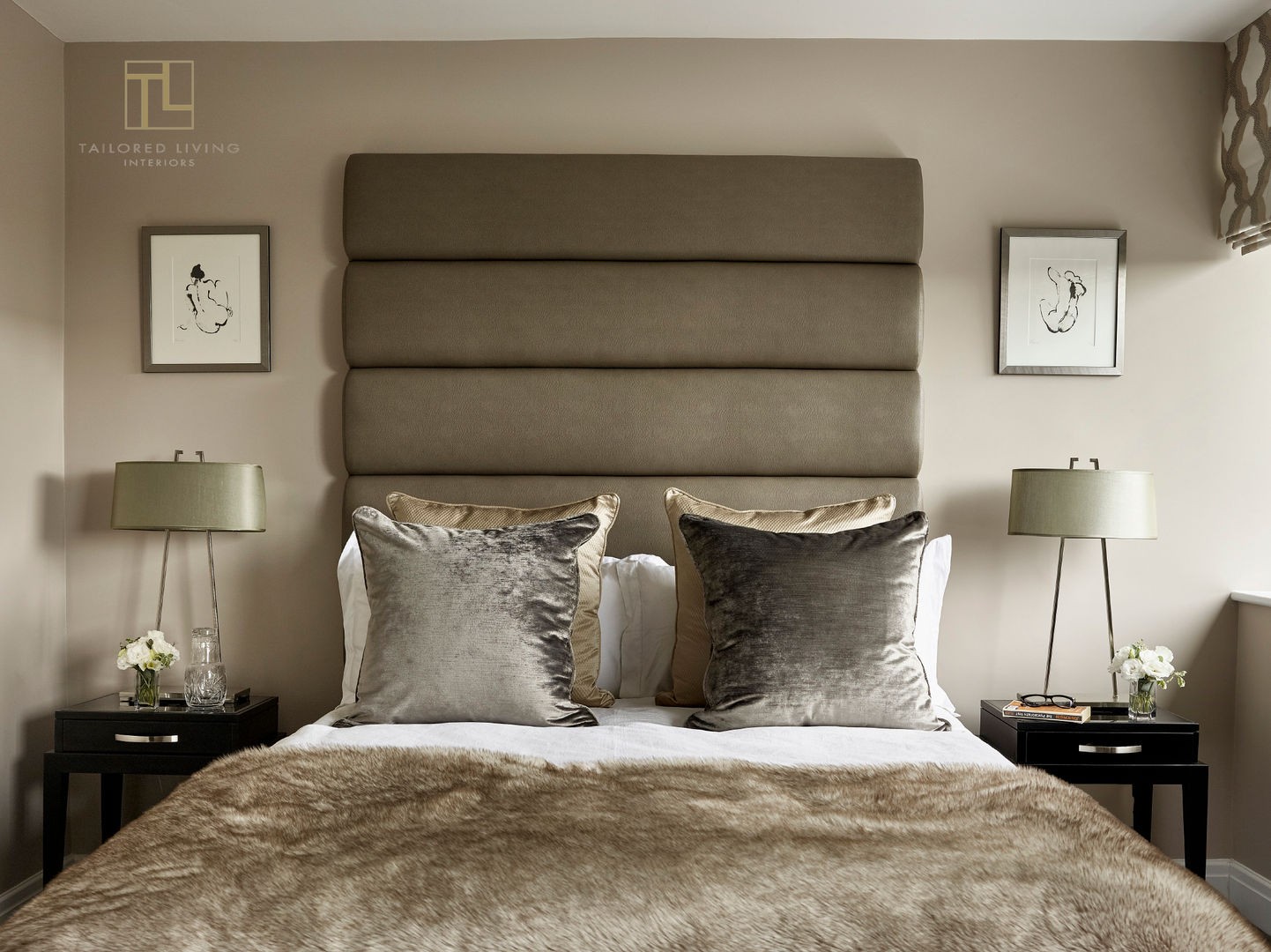 A calming and sophisticated bedroom Tailored Living Interiors Cuartos de estilo moderno Interior designer,interior design,bedroom,bed,bespoke cushions