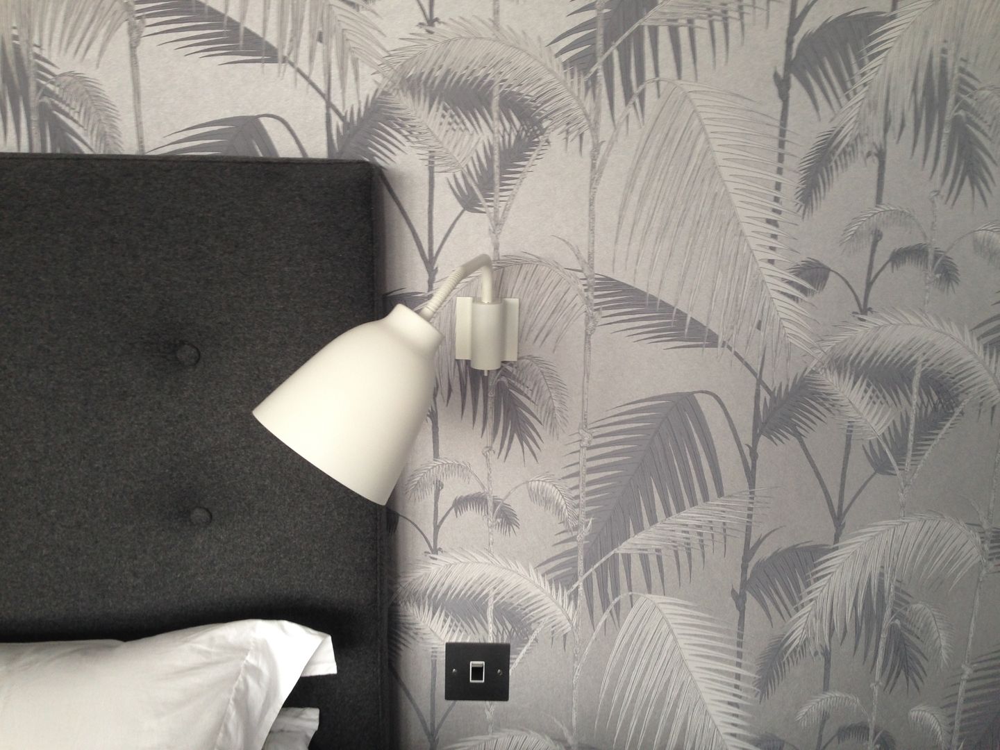 Victorian renovation - Master Bedroom suite My-Studio Ltd Dormitorios de estilo moderno wallpaper,palm wallpaper,white reading light,grey fabric headboard