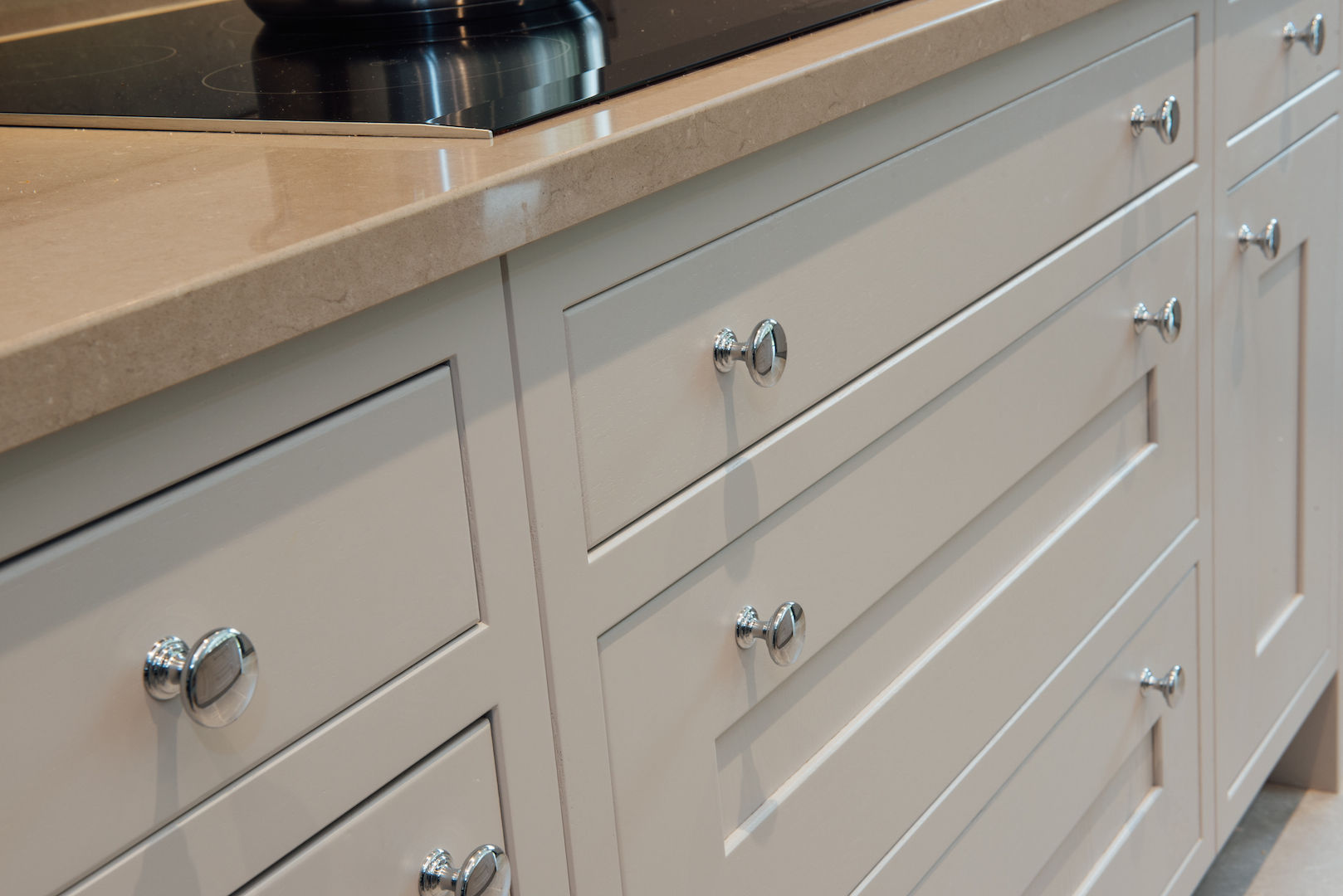 Mr & Mrs McD, Pyrford Raycross Interiors Kitchen Beige Classic Kitchens Surrey,Siemens Appliances,Induction Hob,In-Frame Kitchen