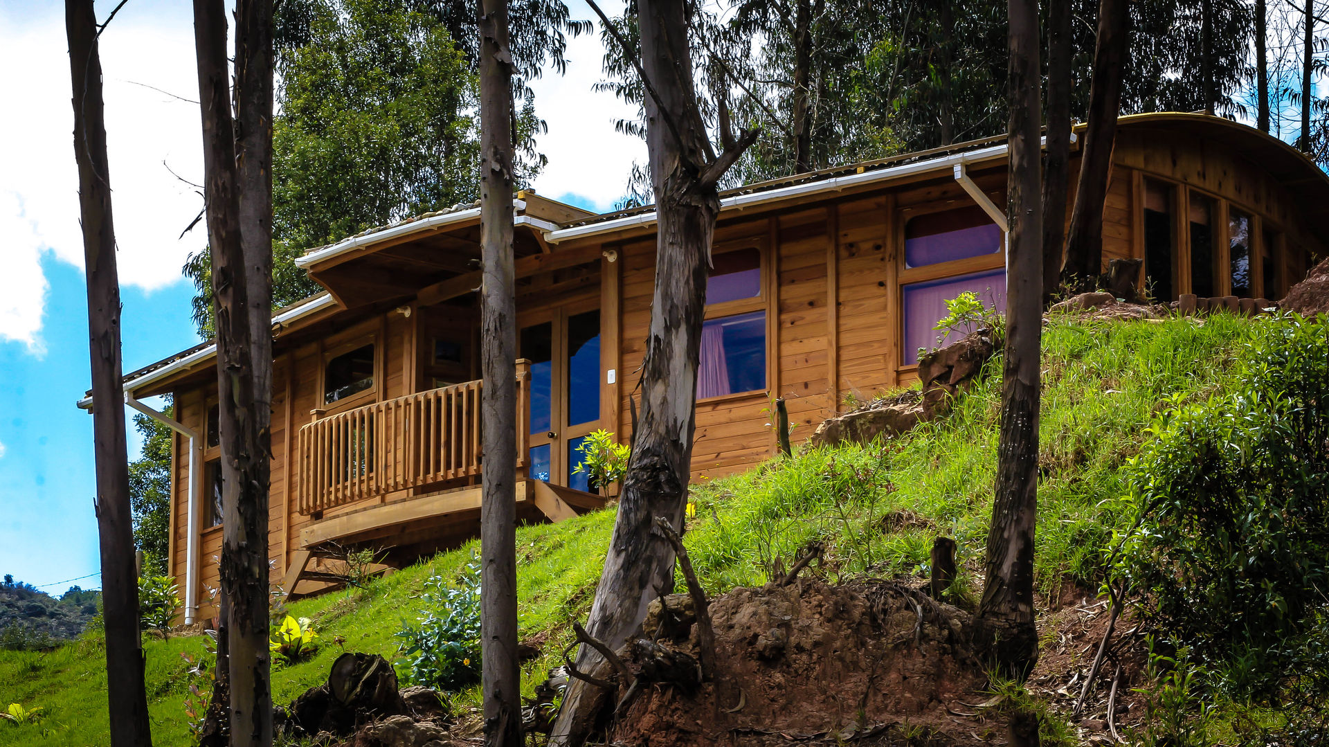 Refugio Tranvia, Taller de Ensamble SAS Taller de Ensamble SAS Casas de estilo moderno Madera Acabado en madera