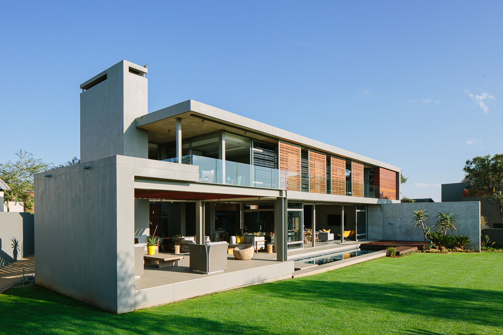 House Serengeti, www.mezzanineinteriors.co.za www.mezzanineinteriors.co.za Modern Evler Ahşap Ahşap rengi