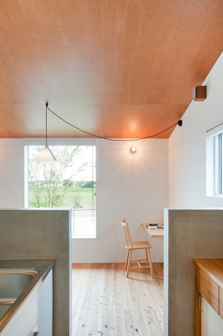 新田の家, 横山浩之建築設計事務所 横山浩之建築設計事務所 Classic style dining room