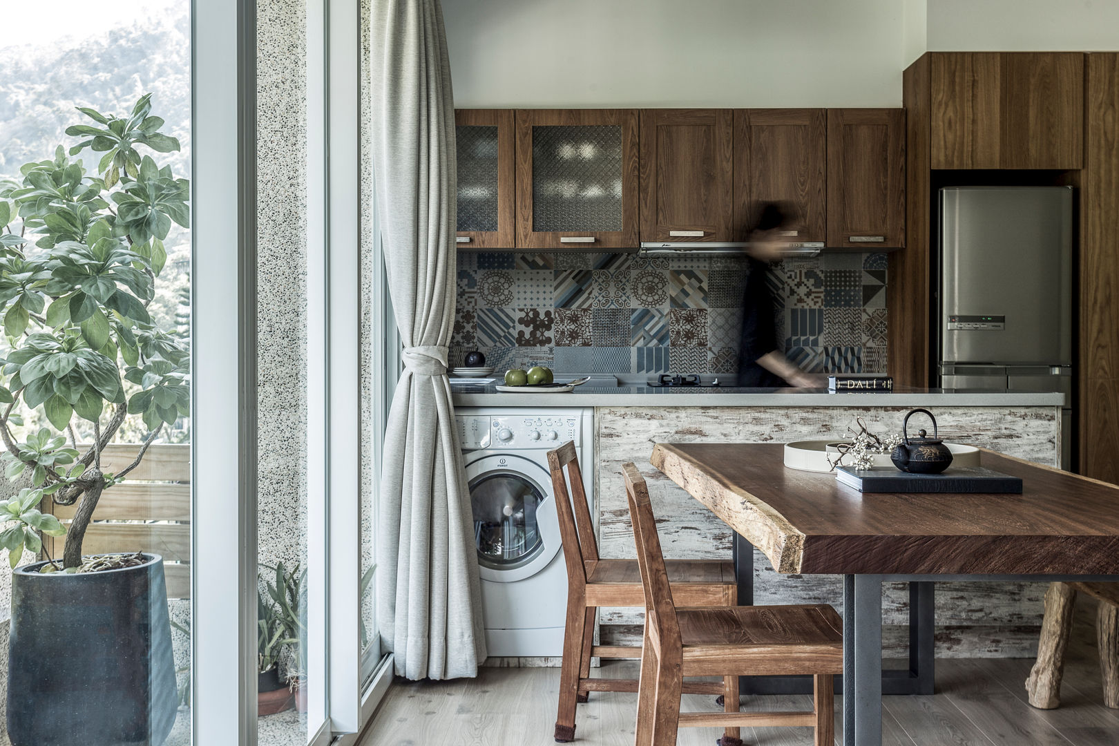 山林曉居, 潤澤明亮設計事務所 潤澤明亮設計事務所 Rustic style kitchen