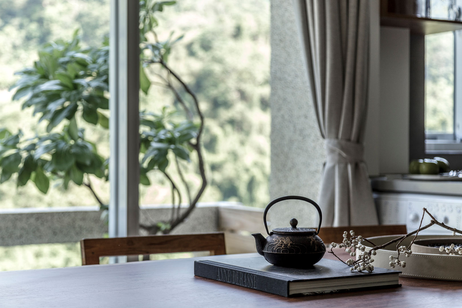 山林曉居, 潤澤明亮設計事務所 潤澤明亮設計事務所 Rustic style dining room