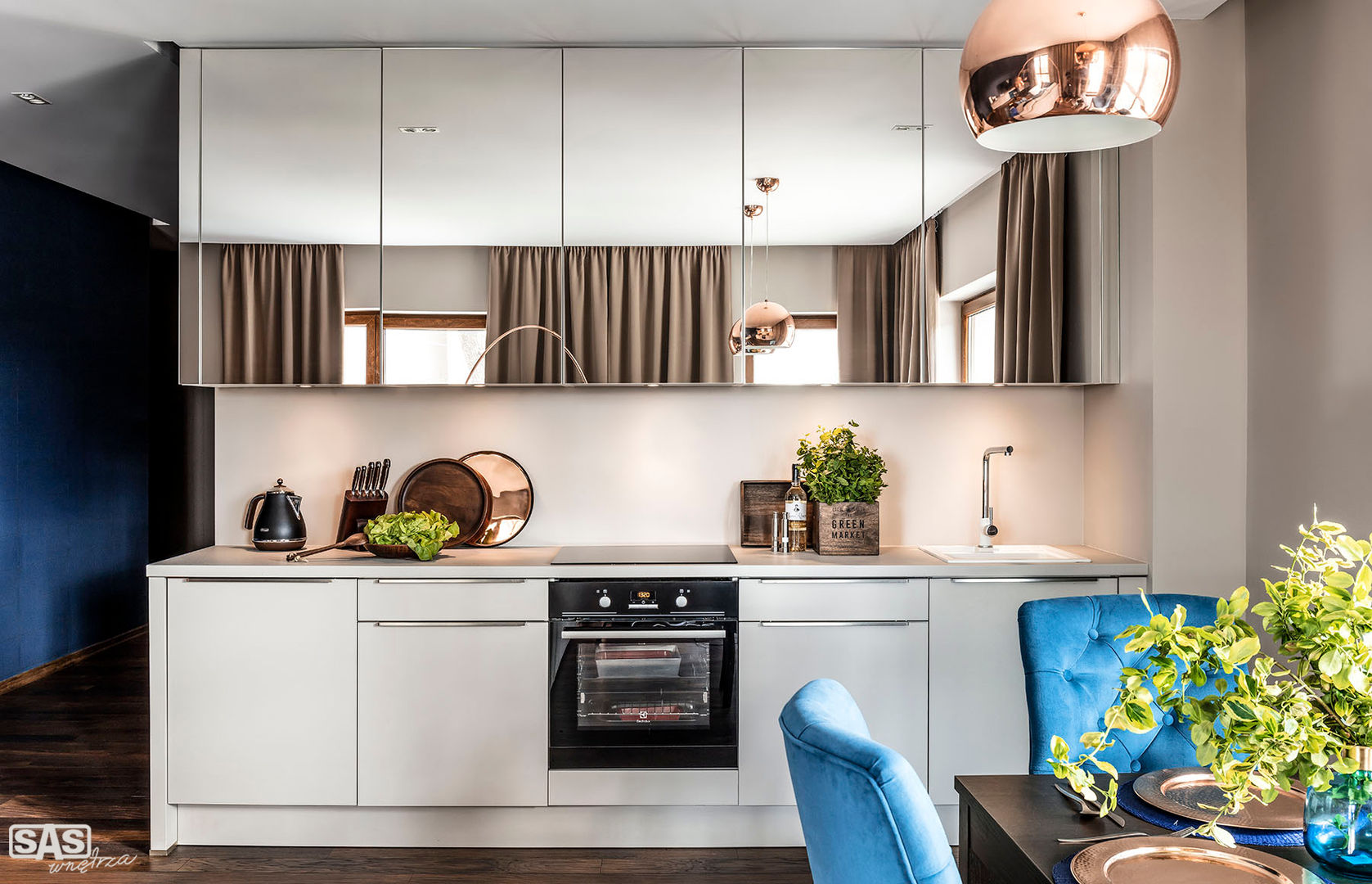 Nadmorski apartament, SAS SAS Cocinas modernas: Ideas, imágenes y decoración