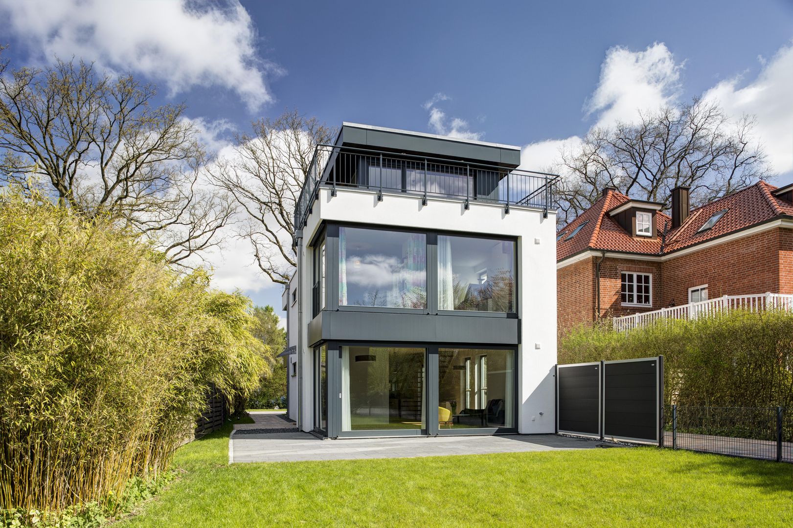 Neubau Einfamilienhaus, Hamburg-Ohlstedt, Architekturbüro Prell und Partner mbB Architekten und Stadtplaner Architekturbüro Prell und Partner mbB Architekten und Stadtplaner Modern houses