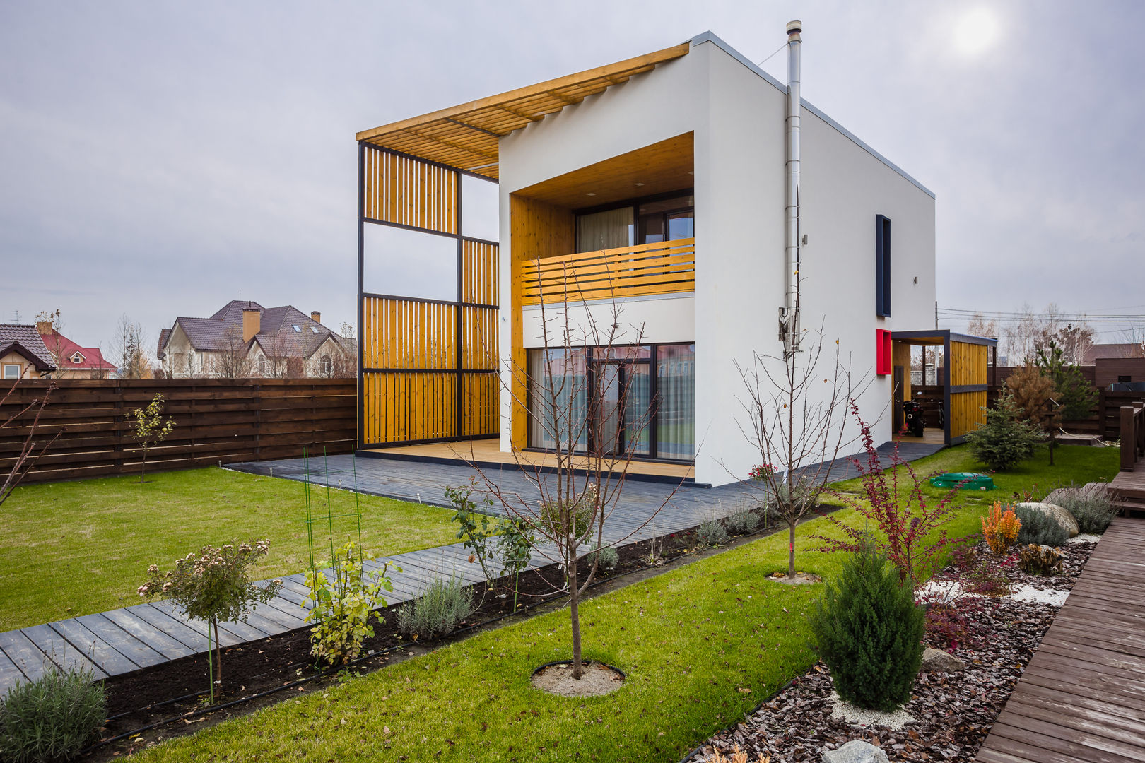 RBN house, Grynevich Architects Grynevich Architects Casas minimalistas Madeira Efeito de madeira