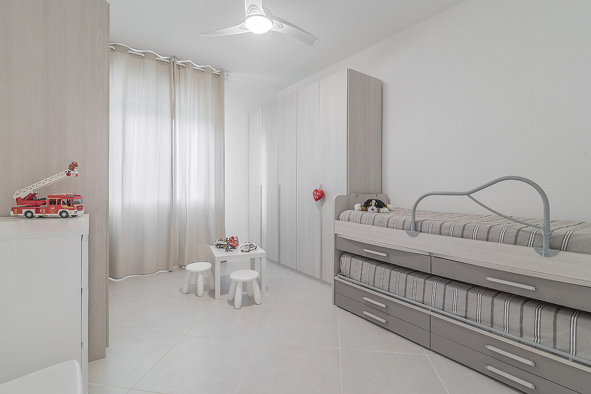 Ristrutturazione appartamento Calcara di Valsamoggia, Bologna, Facile Ristrutturare Facile Ristrutturare Minimalist bedroom