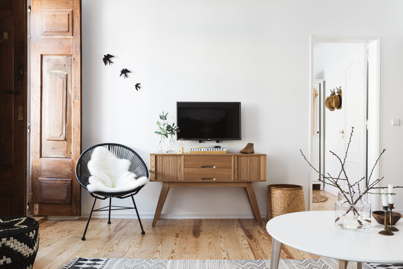 S. BENTO, Arkstudio Arkstudio Scandinavian style living room