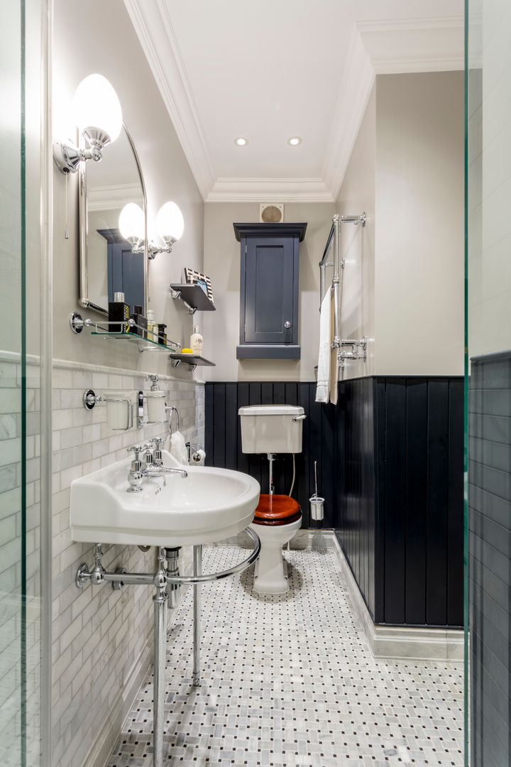 Bathroom GK Architects Ltd Classic style bathroom