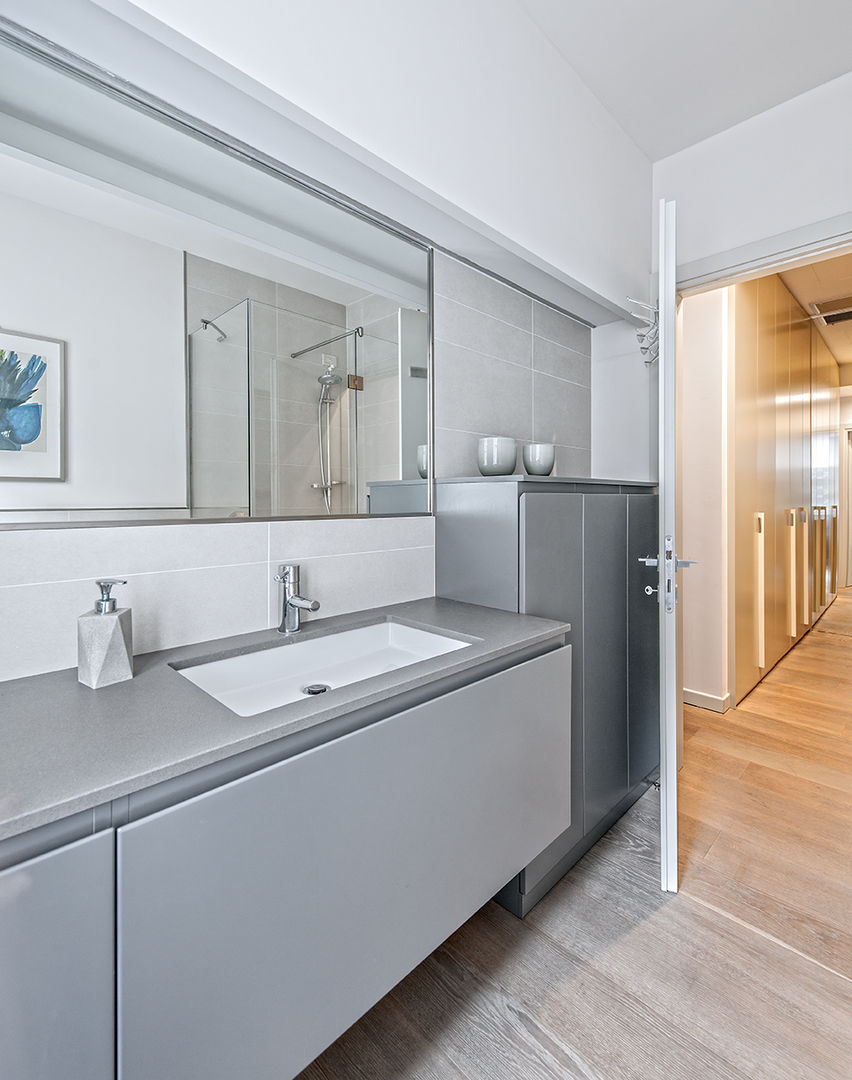 66 metri quadri, BRANDO concept BRANDO concept Modern Bathroom