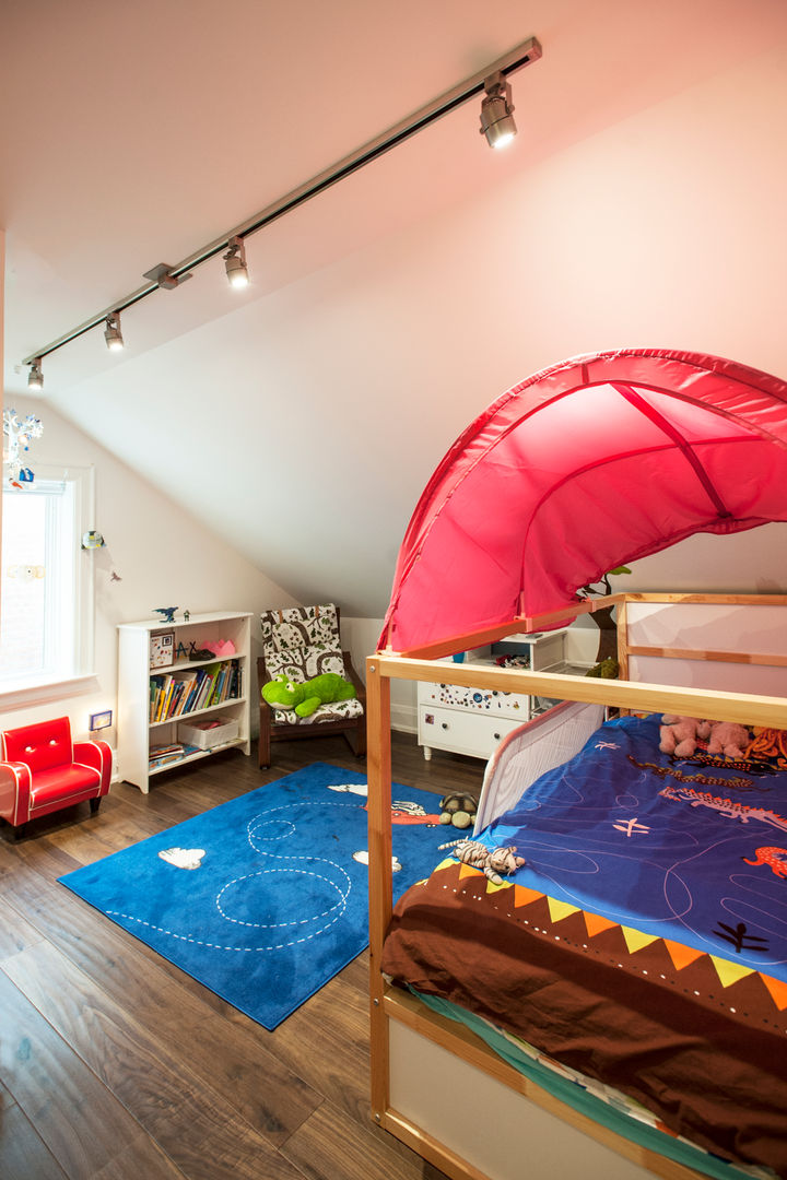 Bickford Park, Solares Architecture Solares Architecture Nursery/kid’s room