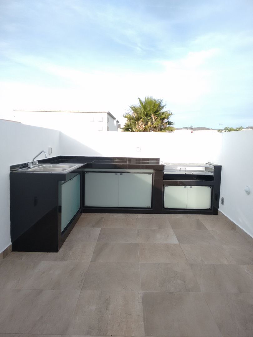 ROOF GARDEN MARTÍNEZ, Arqca Arqca مطبخ