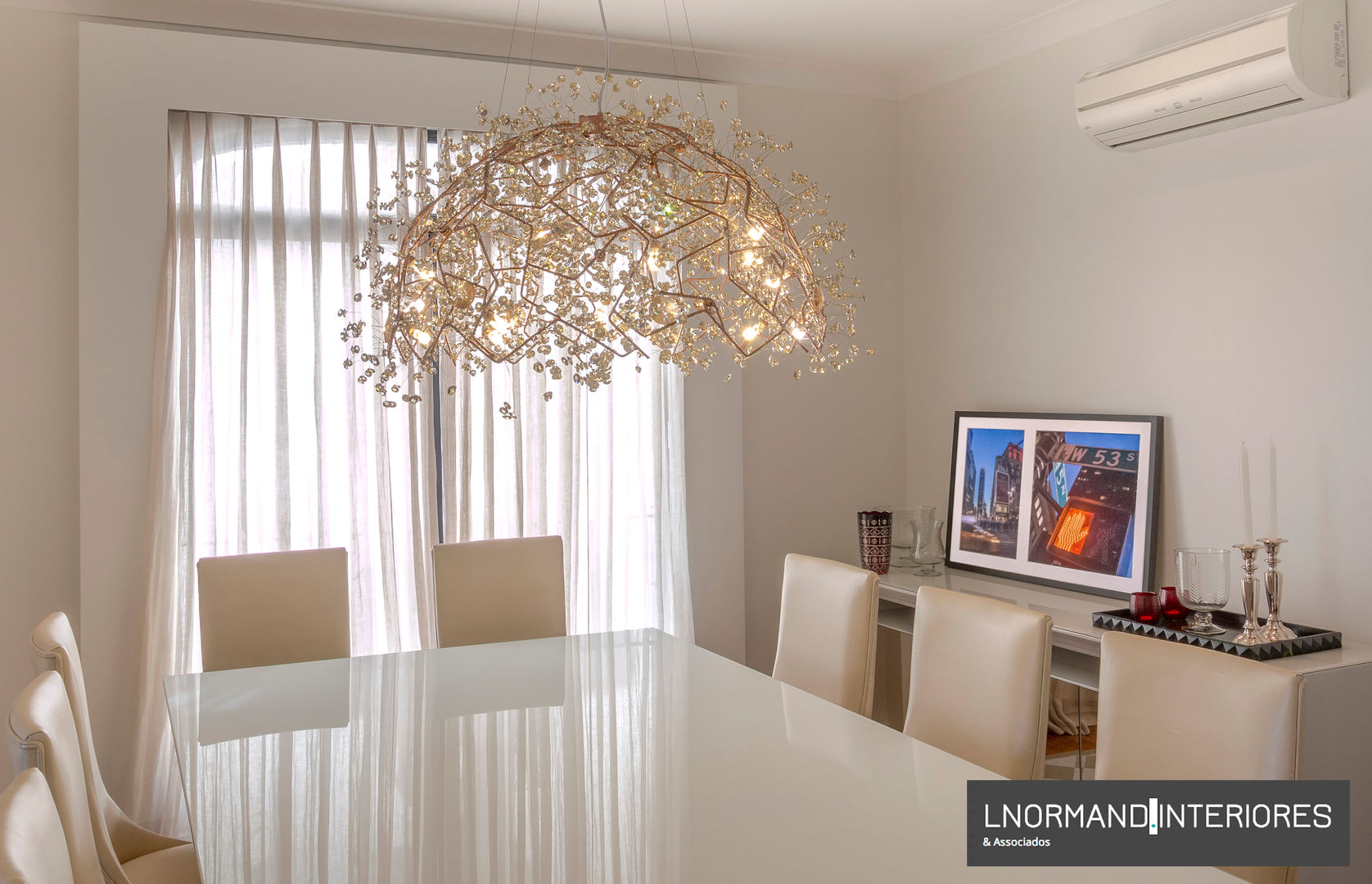 Decoração e Móveis de Apartamento estilo Clássico de 290m2 nos Jardins, Lnormand Interiores Lnormand Interiores Dining room