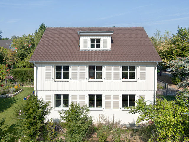 Haus Zehlendorf ll, Müllers Büro Müllers Büro Classic style houses