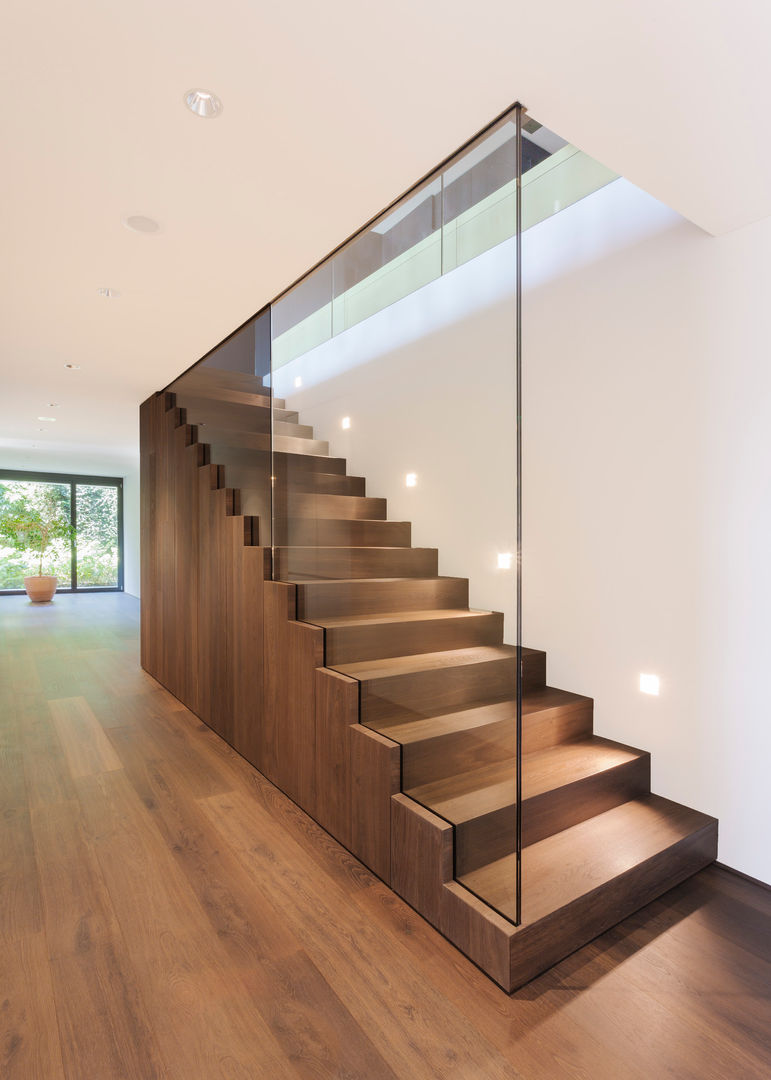 Objekt 336: Traumhaftes Einfamilienhaus mit Panoramablick , meier architekten zürich meier architekten zürich Modern Corridor, Hallway and Staircase Wood Wood effect