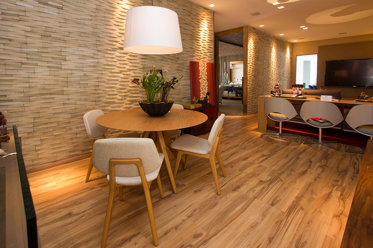 Pisos Flotantes. Eucatex/Eucafloor Brasil, VIER ABINET S.A. Pisos & Decks VIER ABINET S.A. Pisos & Decks Living room Engineered Wood Transparent