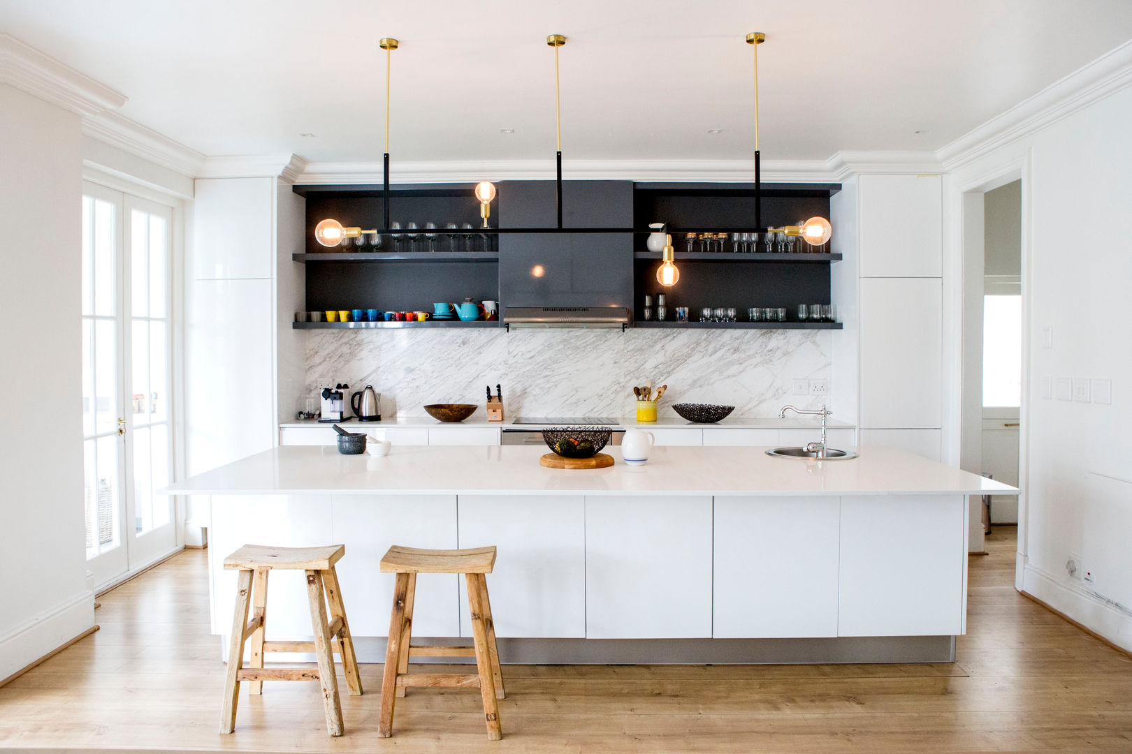 A Bright and Spacious, Scandinavia Inspired Heritage Home, ATTIK Design ATTIK Design Cocinas de estilo escandinavo