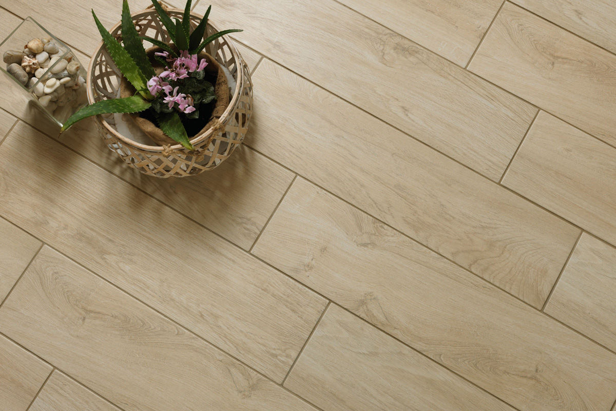 Wood effect tiles, ItalianGres ItalianGres Ruang Keluarga Klasik