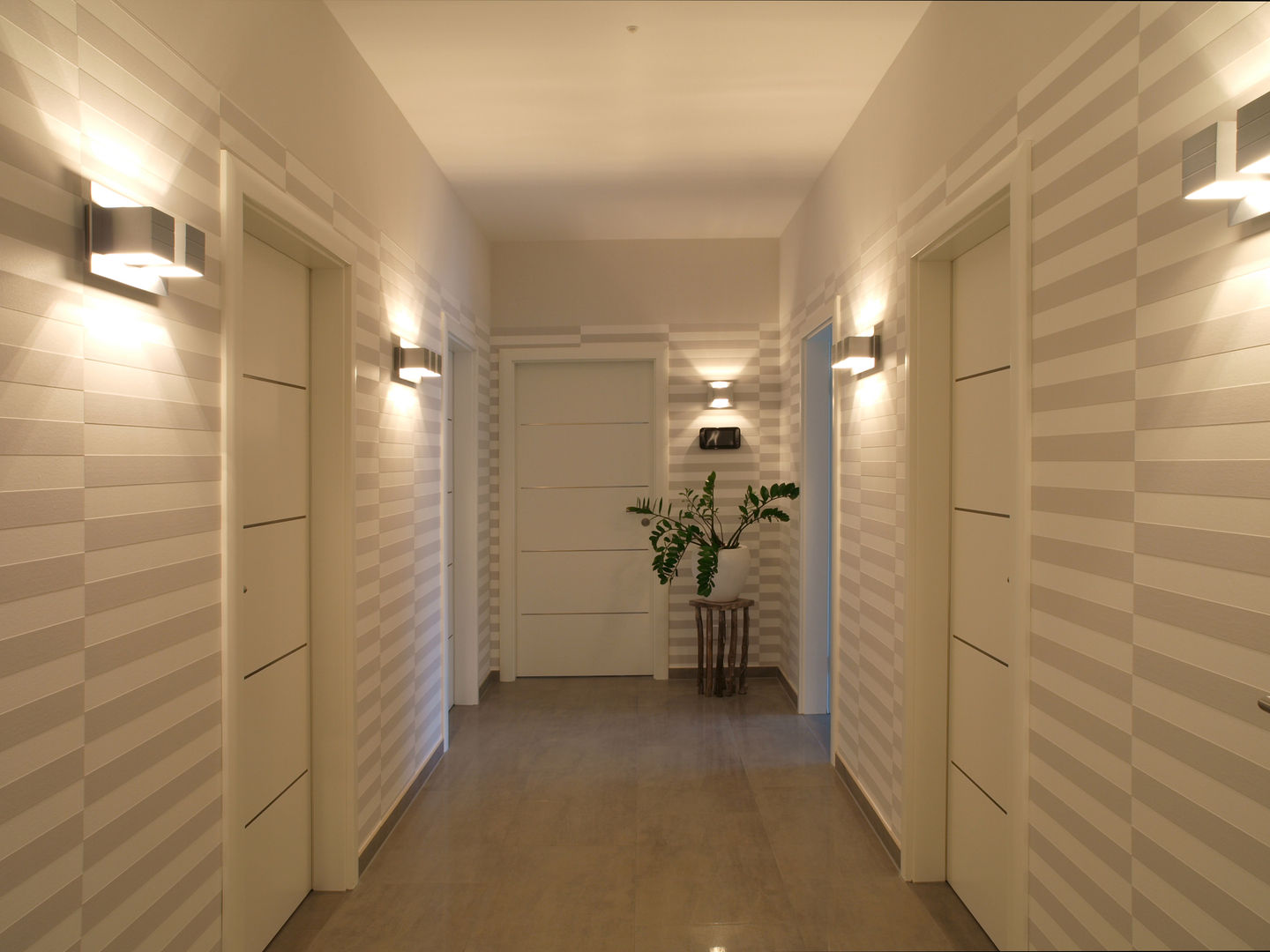 homify Modern Corridor, Hallway and Staircase