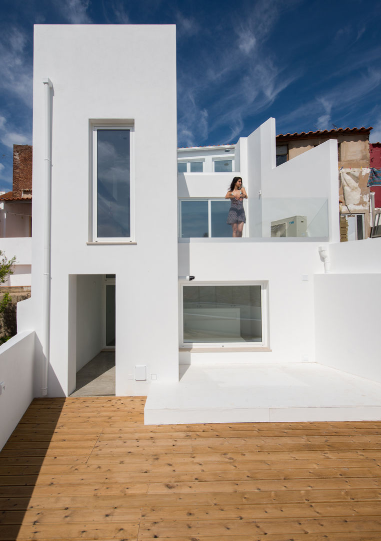 Facade StudioArte Casas minimalistas Tijolo