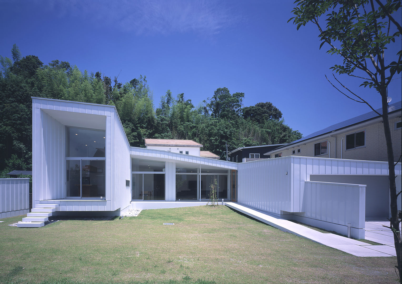 薩摩川内の住宅, アトリエ環 建築設計事務所 アトリエ環 建築設計事務所 Casas de estilo moderno