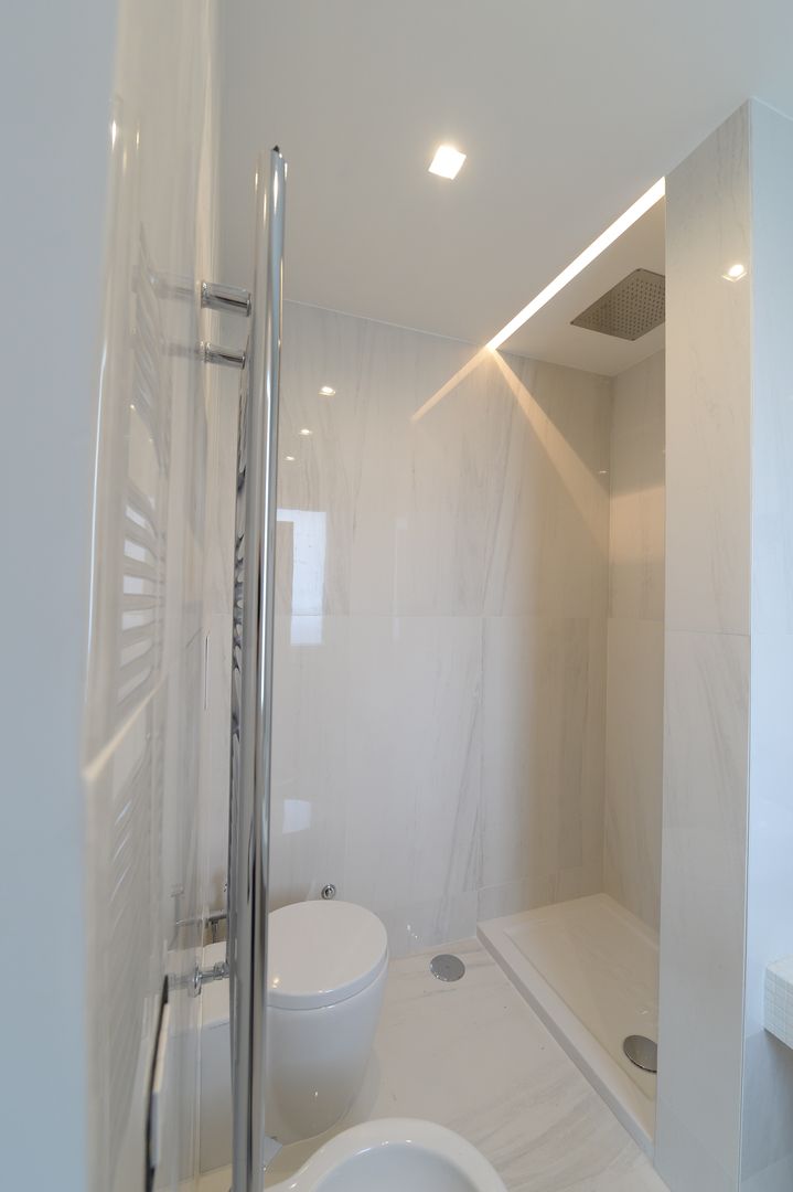 la casa di Angelo e Savina, yesHome yesHome Modern bathroom