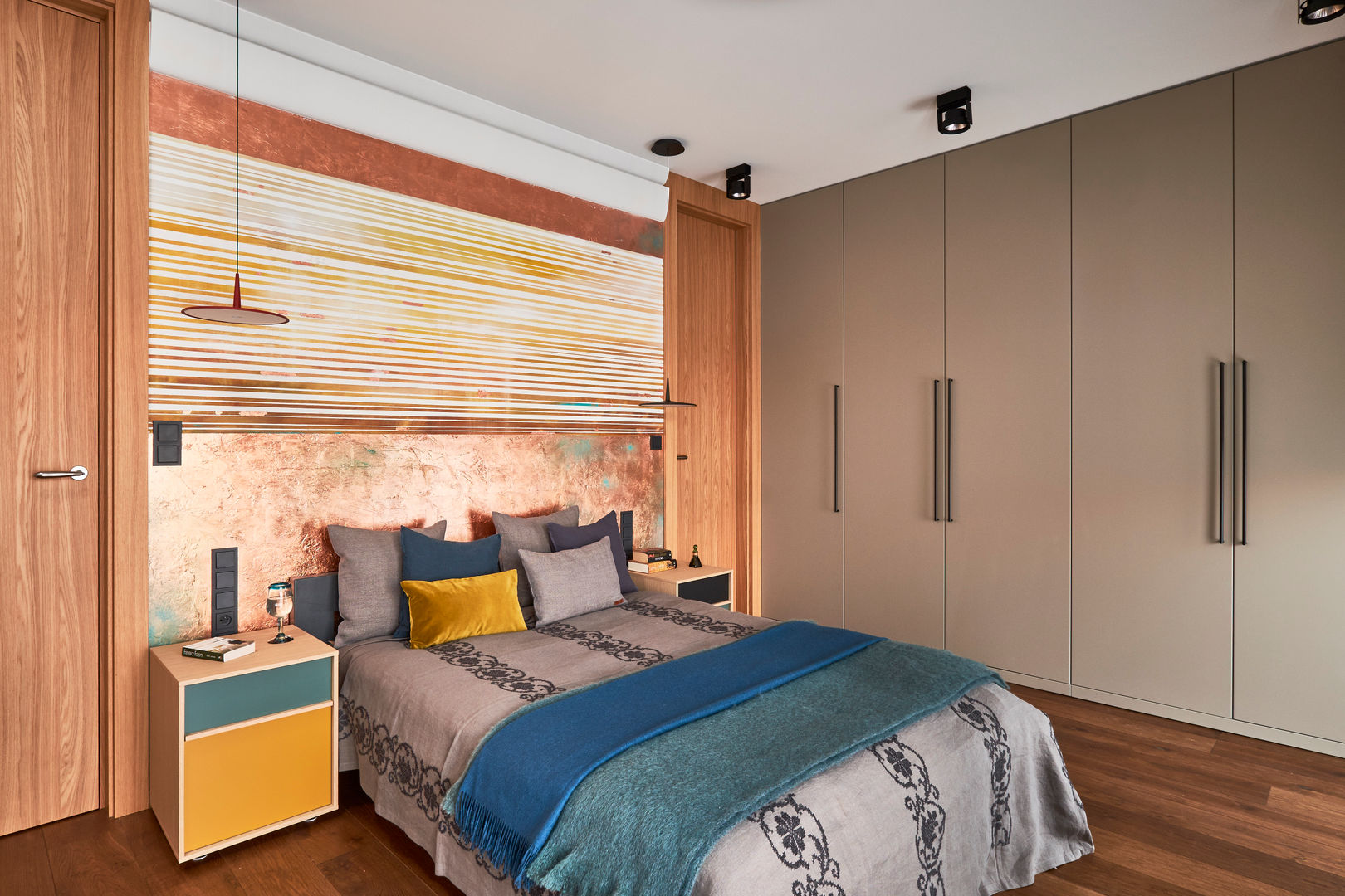 Murale, Pracownia Projektowa Hanna Kłyk Pracownia Projektowa Hanna Kłyk Modern style bedroom Copper/Bronze/Brass