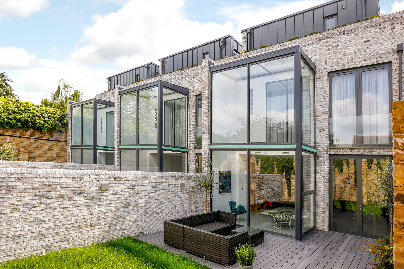 Stonechat Mews Roehampton , The Crawford Partnership The Crawford Partnership Casas modernas