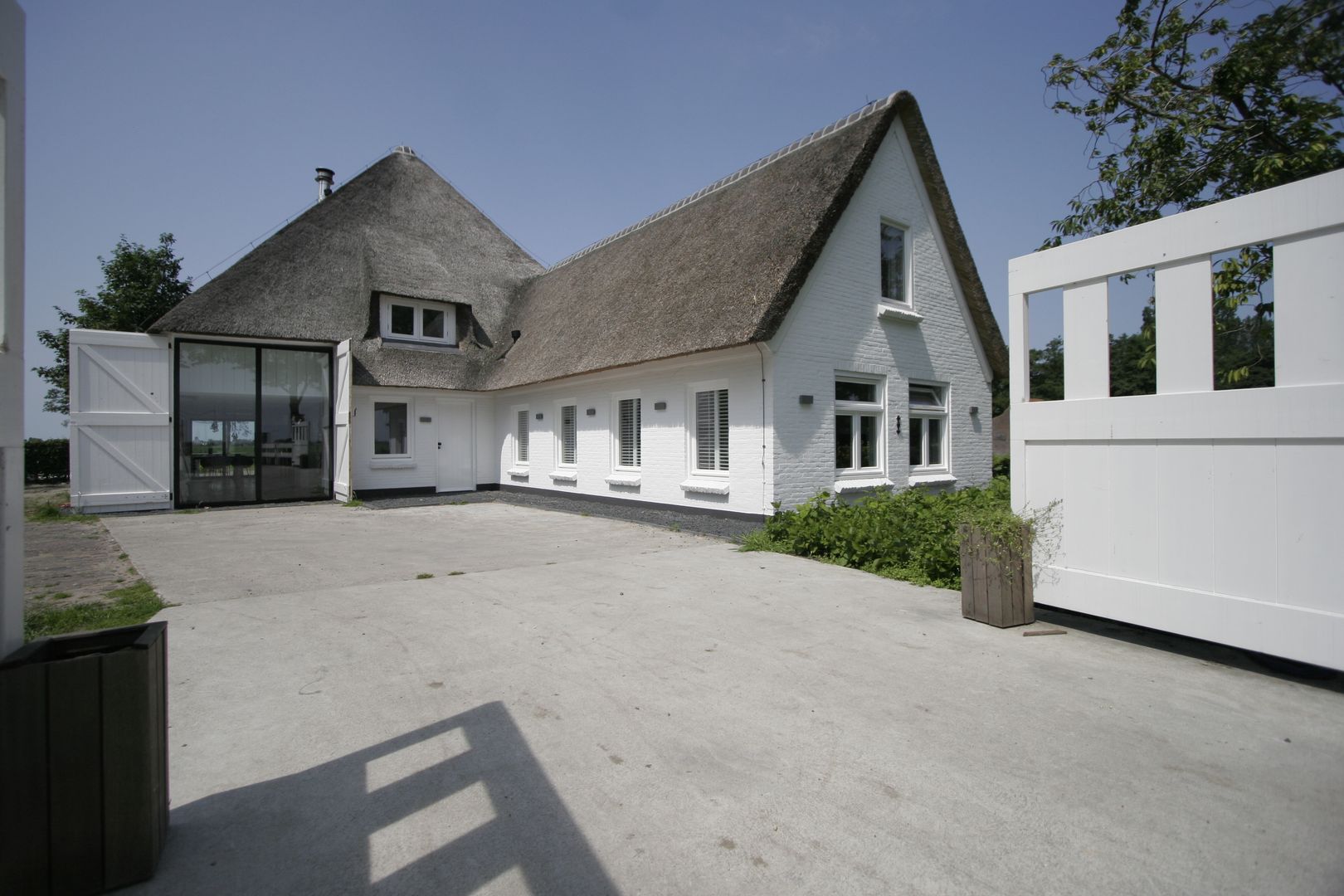 Woonboerderij / Stolpenboerderij, Van der Schoot Architecten bv BNA Van der Schoot Architecten bv BNA Country style house Wood Wood effect