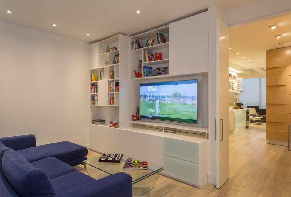 homify Salas multimedia de estilo moderno