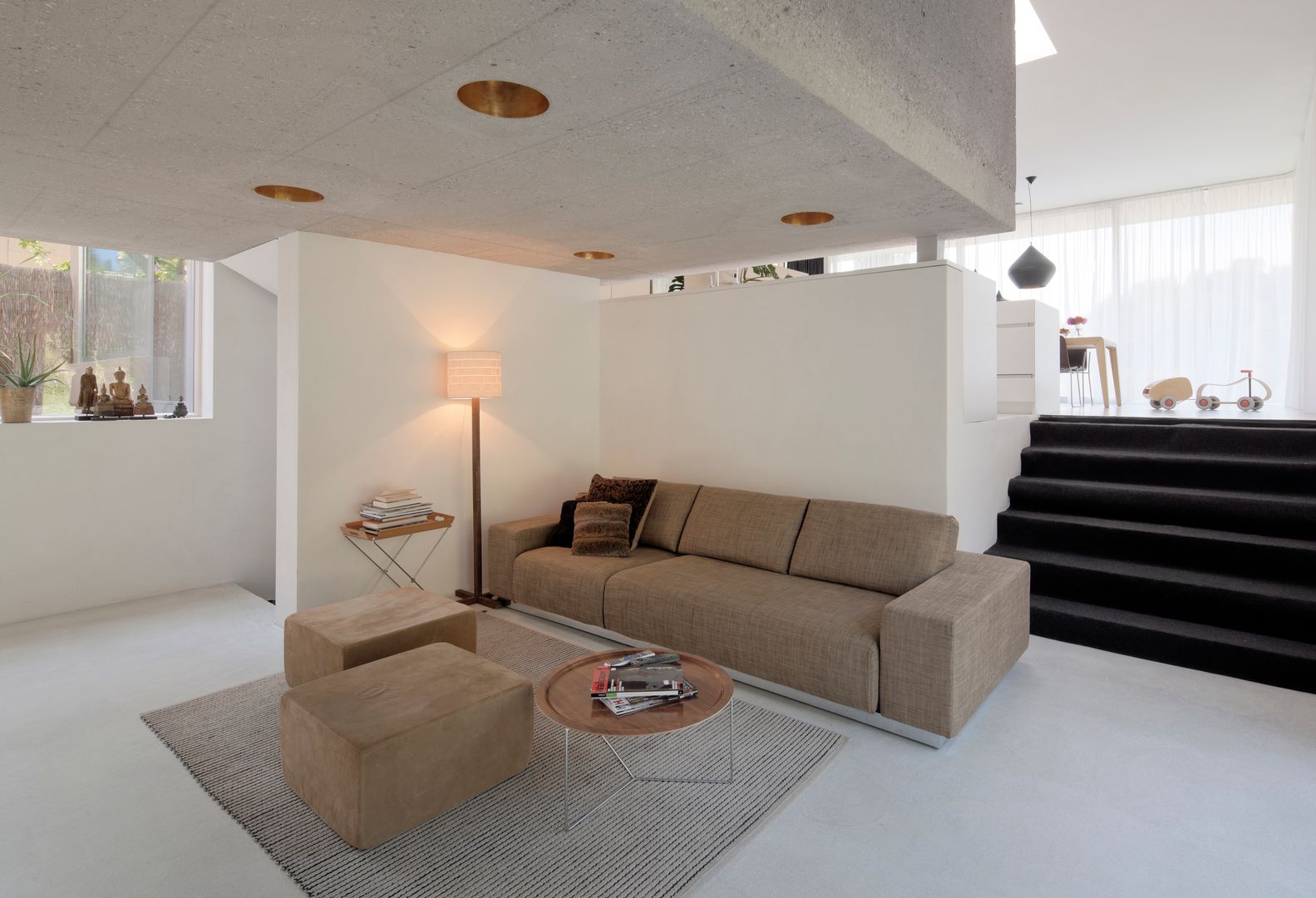 Haus 3M Interior, destilat Design Studio GmbH destilat Design Studio GmbH Living room