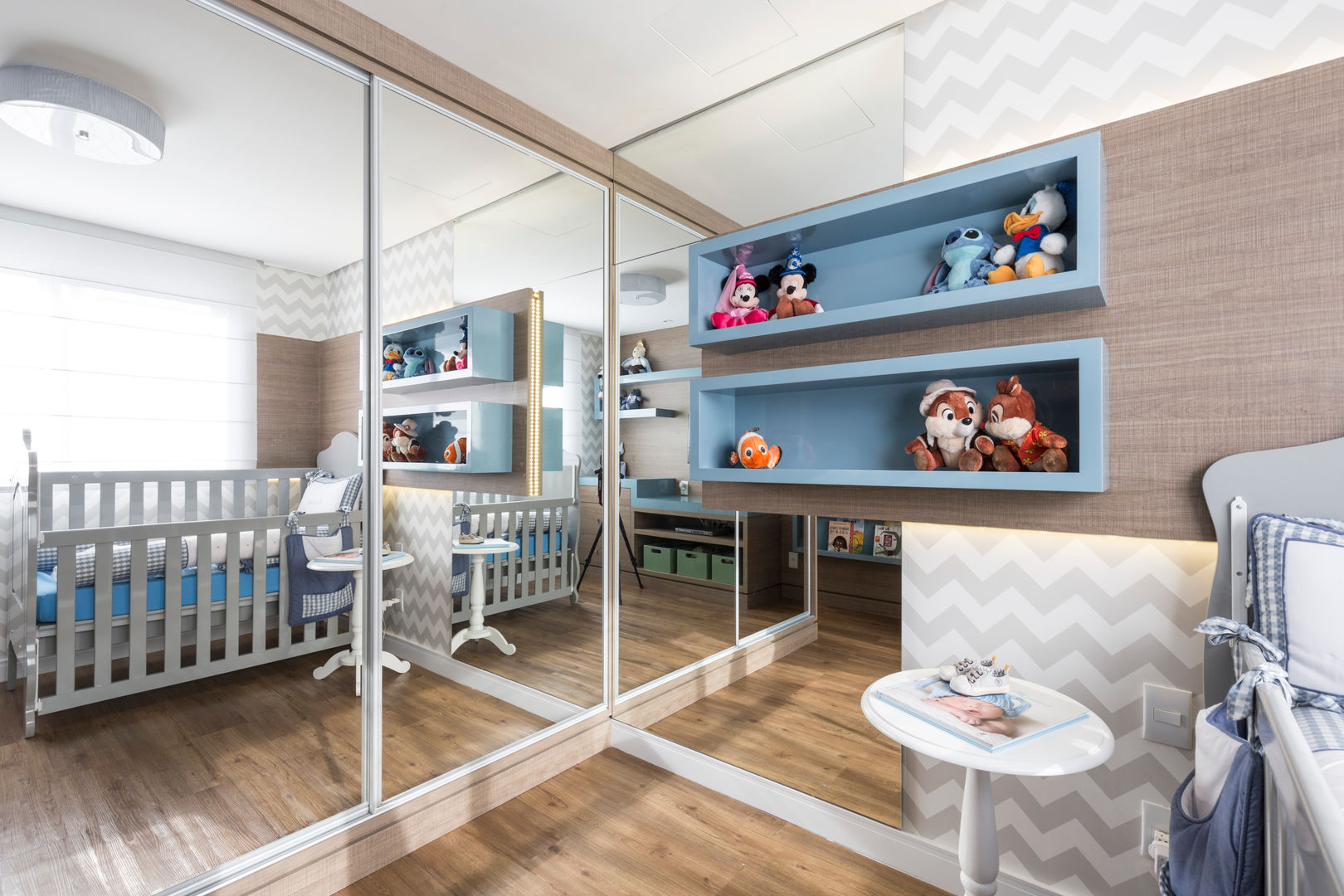 Encosta do Sol_POA/RS, Aline Dal Pizzol Aquitetura de Interiores Aline Dal Pizzol Aquitetura de Interiores Modern nursery/kids room